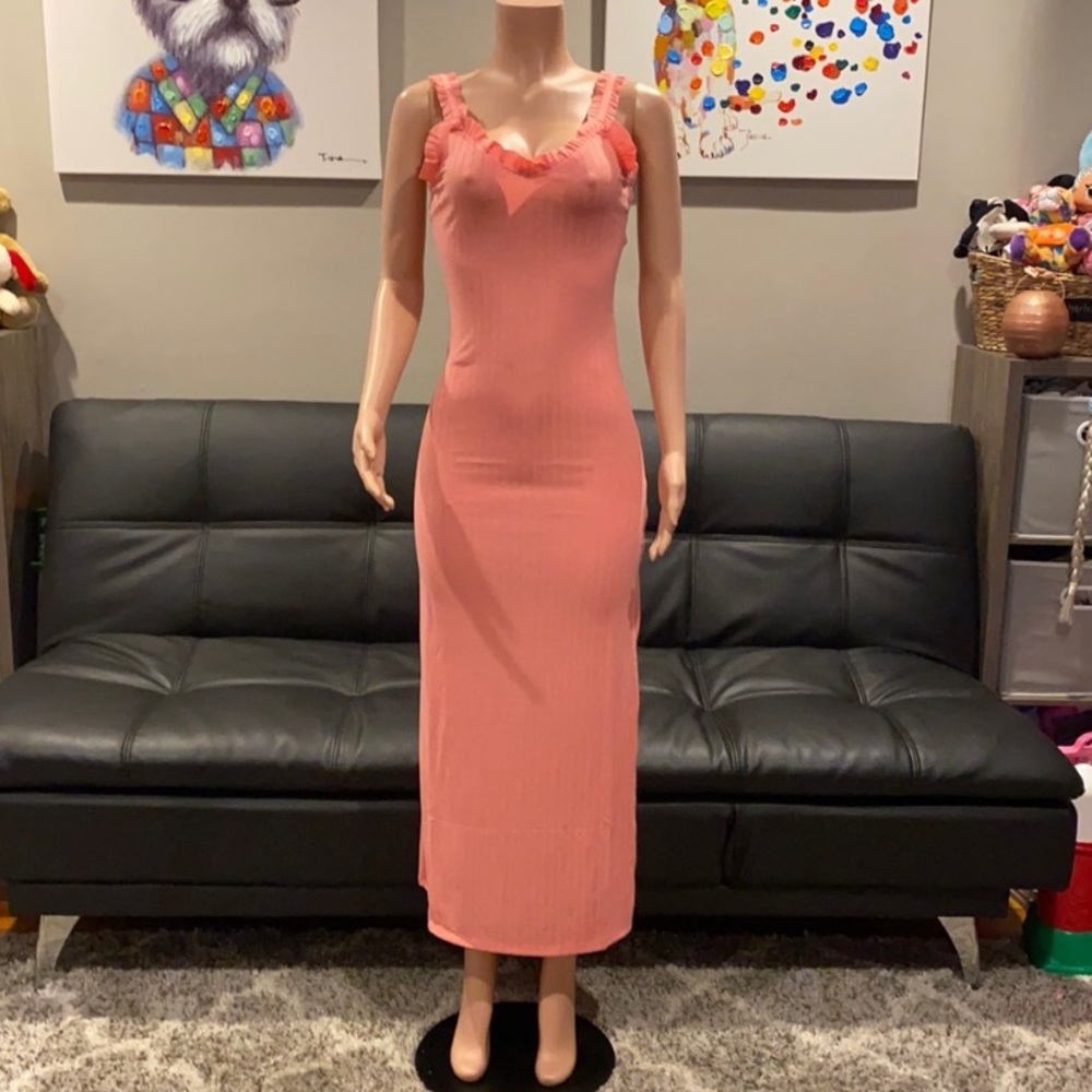 Light pink ruffle ribbed maxi dress with slit